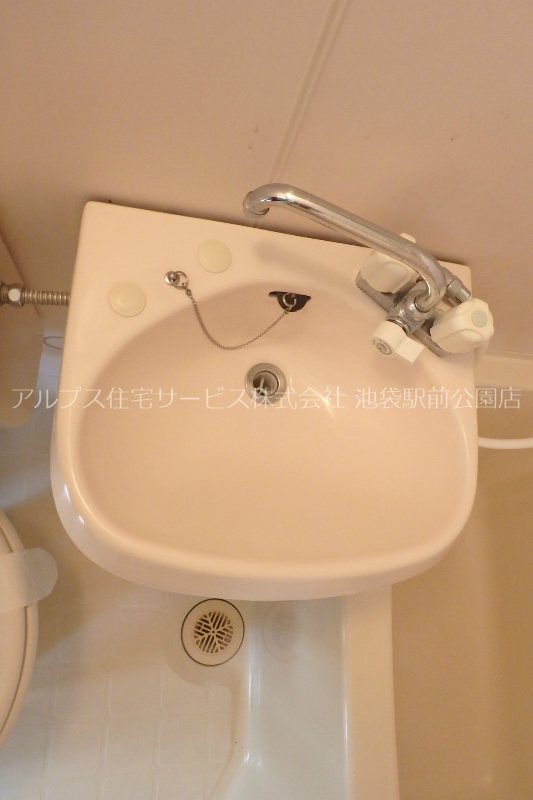 鷲山マンション 洗面所
