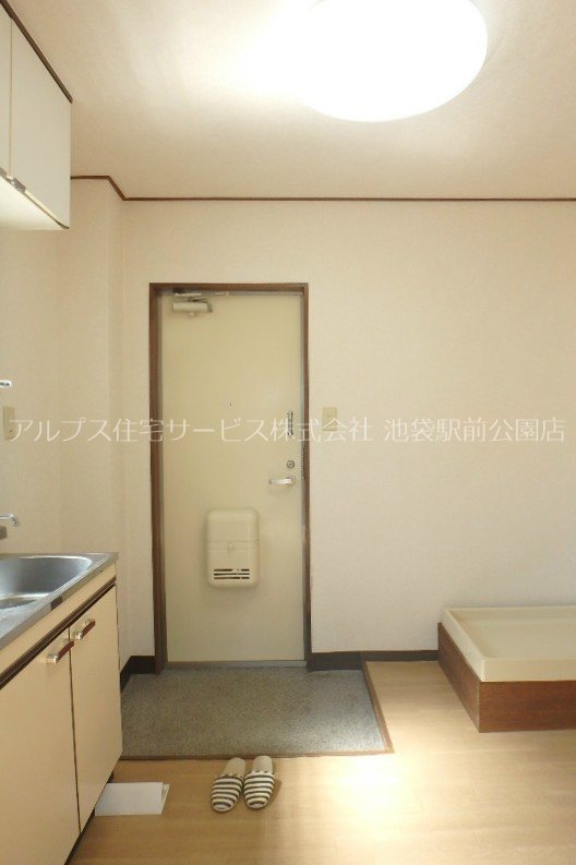 鷲山マンション 玄関