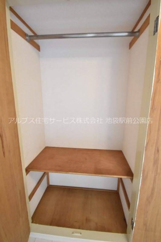 ルミエール三田 収納