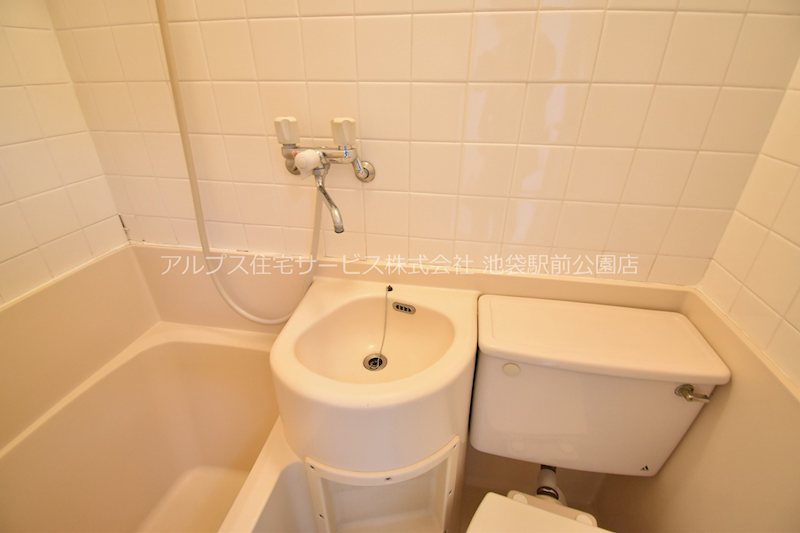 リベラル成増 洗面所