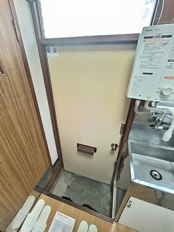 久慈ハウス 玄関