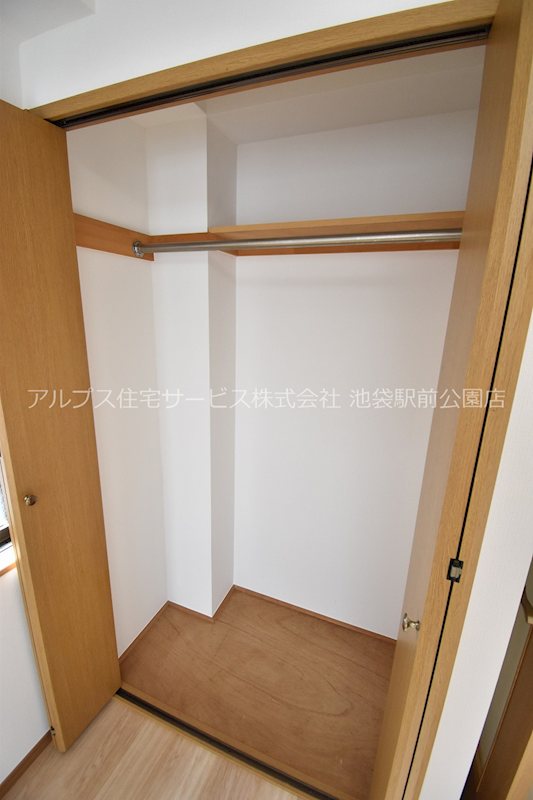 クリスタルガーデン 収納
