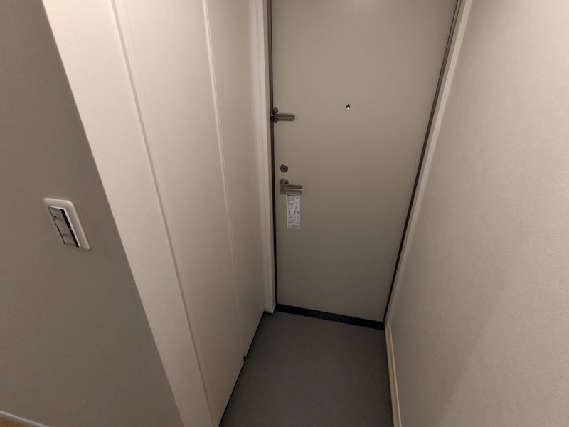 トーレ池田山　A棟 玄関