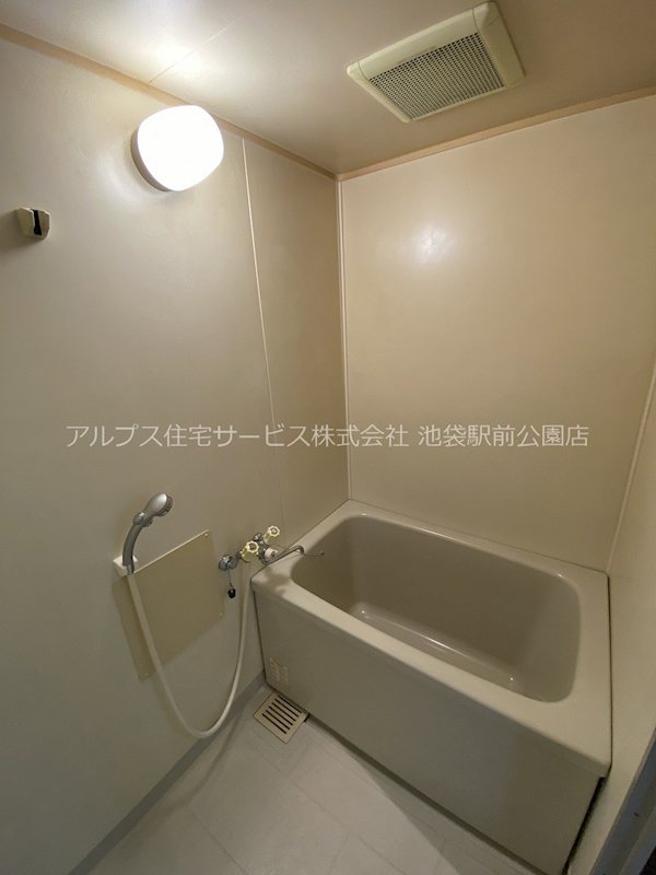 クレストカーサIDA 風呂画像
