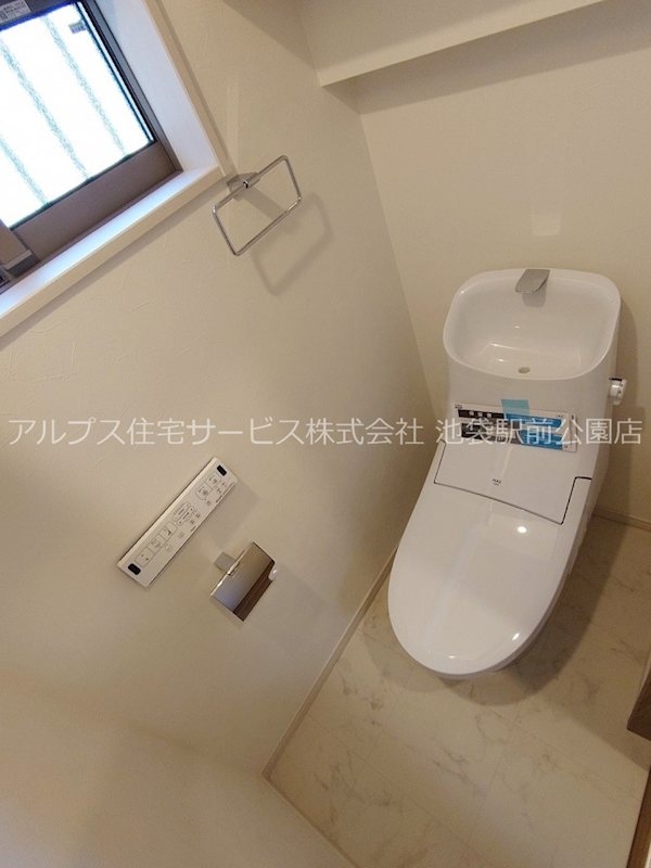 北区田端3丁目戸建 トイレ