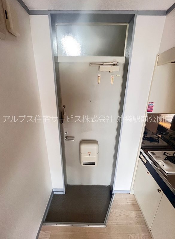 イズミ第一 玄関