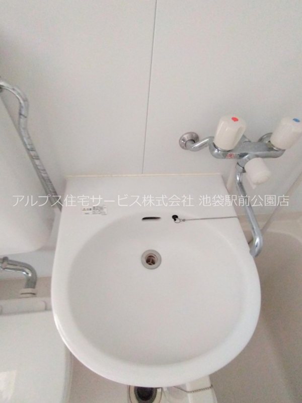 アーバン関沢 洗面所