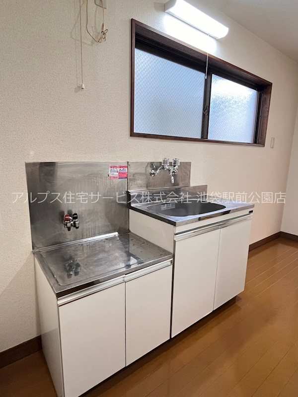 メゾンOSABE キッチン