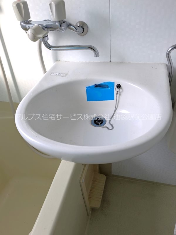 第一末廣ビル 洗面所