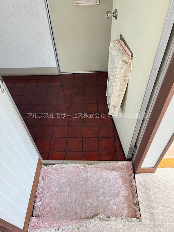 吉田荘 玄関