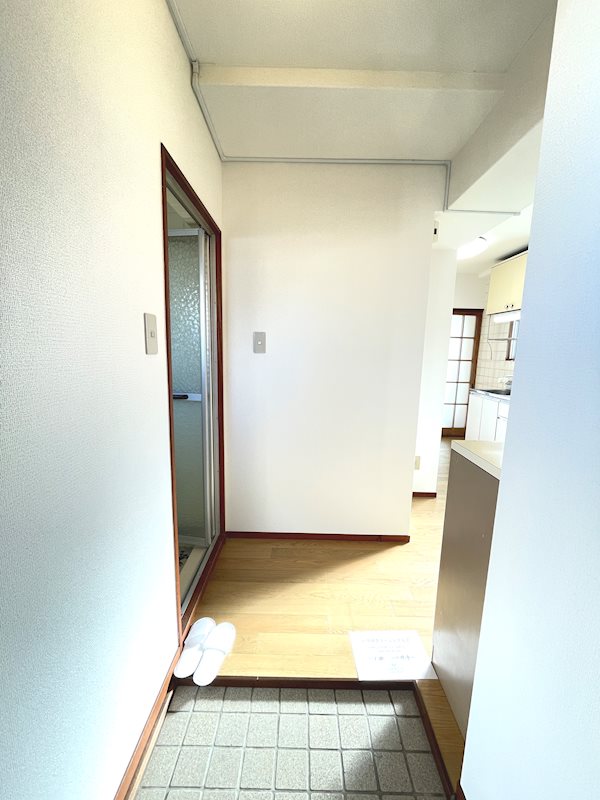 あづまビル 玄関