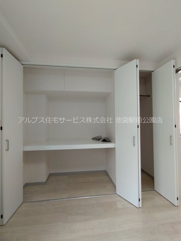 カーサ栄 収納