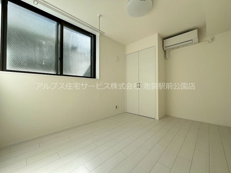 早稲田鶴巻町IMAハウス リビング