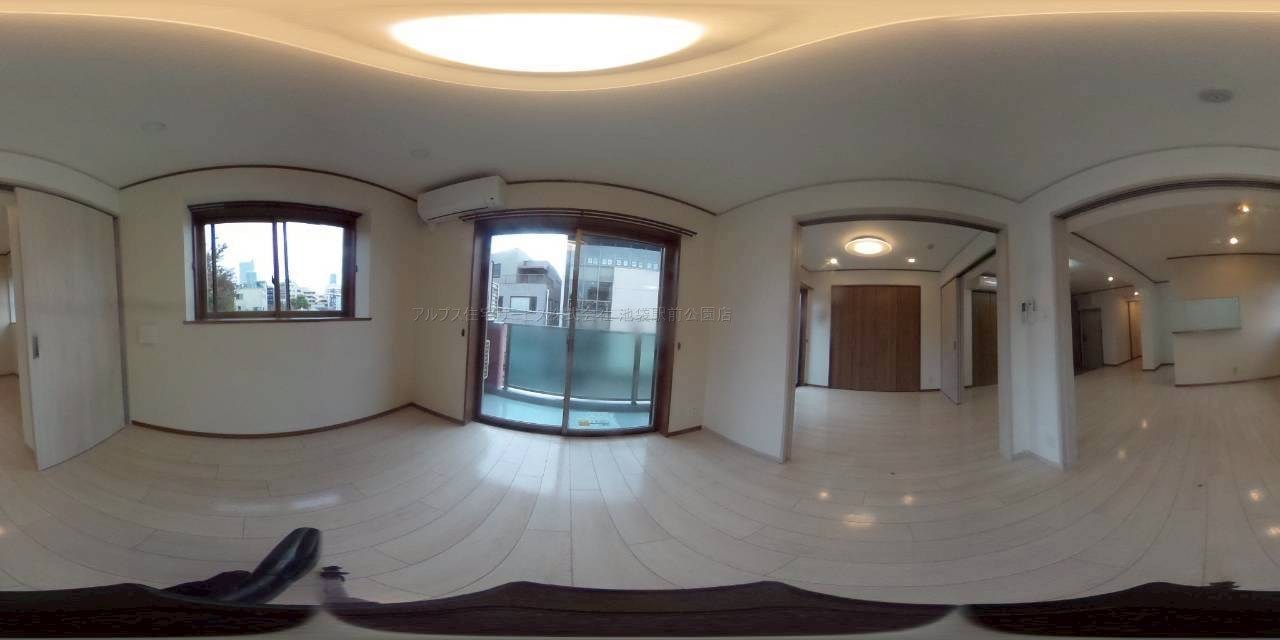 Parkside Residence 洋室