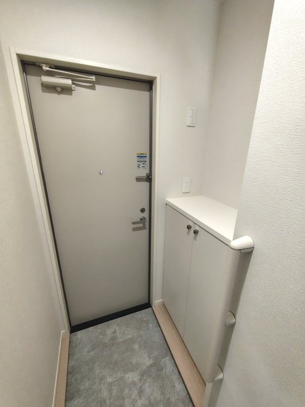 ハイツクローバー 玄関