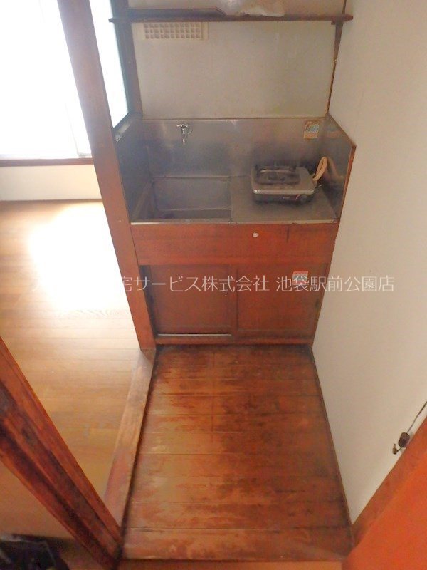 くれない荘 玄関