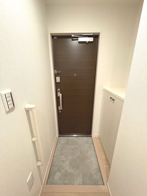 ハニーテラス 玄関