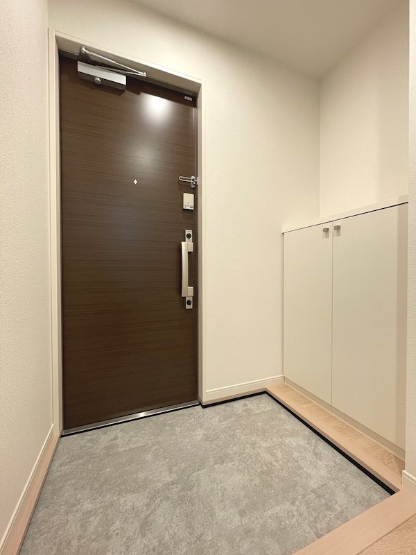 ハニーテラス 玄関