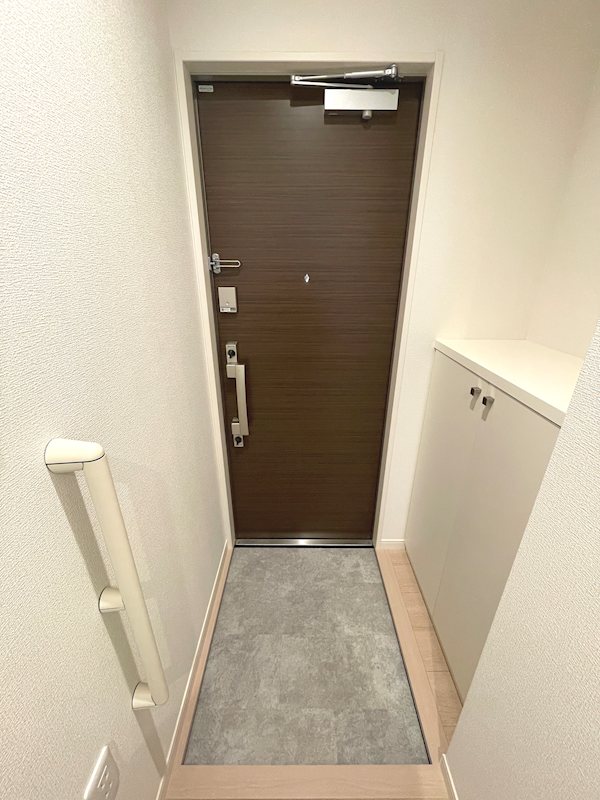 ハニーテラス 玄関