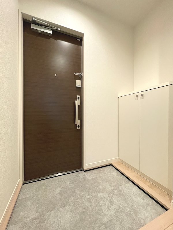 ハニーテラス 玄関
