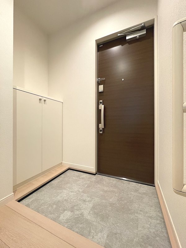 ハニーテラス 玄関