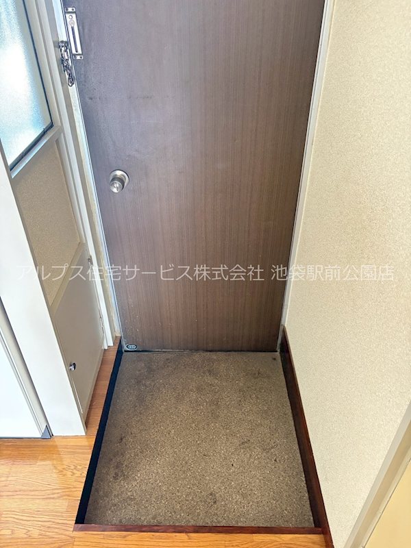 ハイムさかえ 玄関