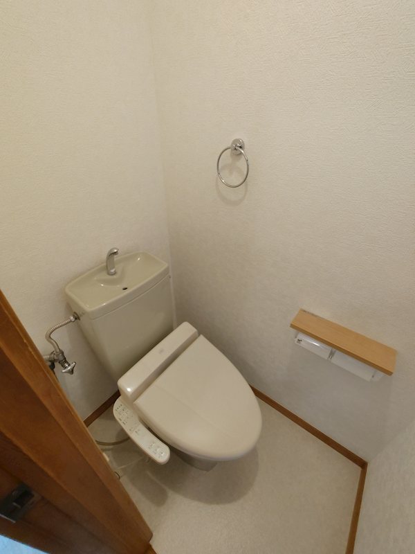 東尾久5丁目戸建10 トイレ