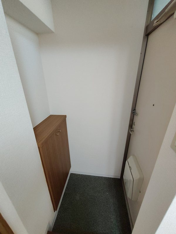 鈴木ハウス 玄関