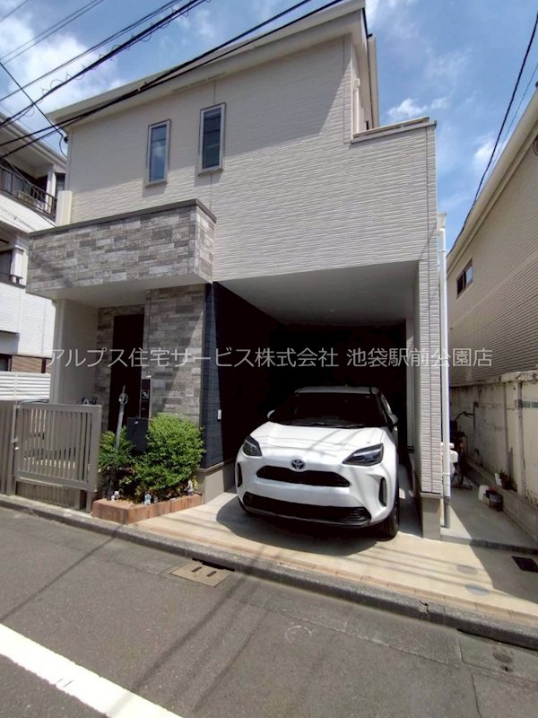 板橋区小豆沢1丁目戸建 外観