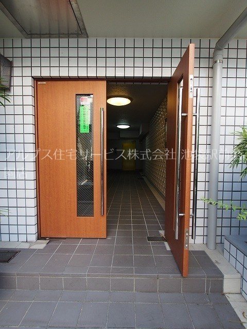 ヴィレッジ１ エントランス