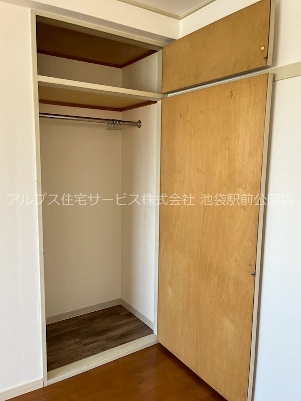 クレストカスガ 収納