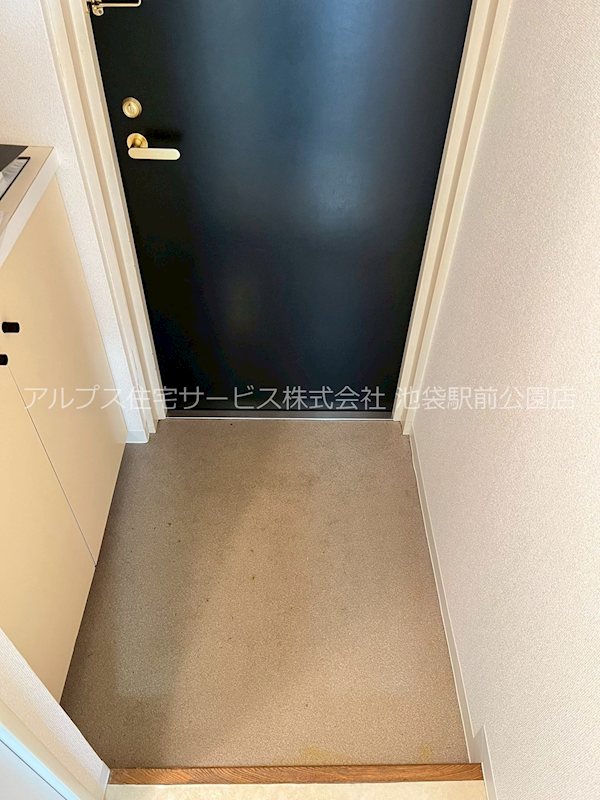 駒込K&Mビル 玄関