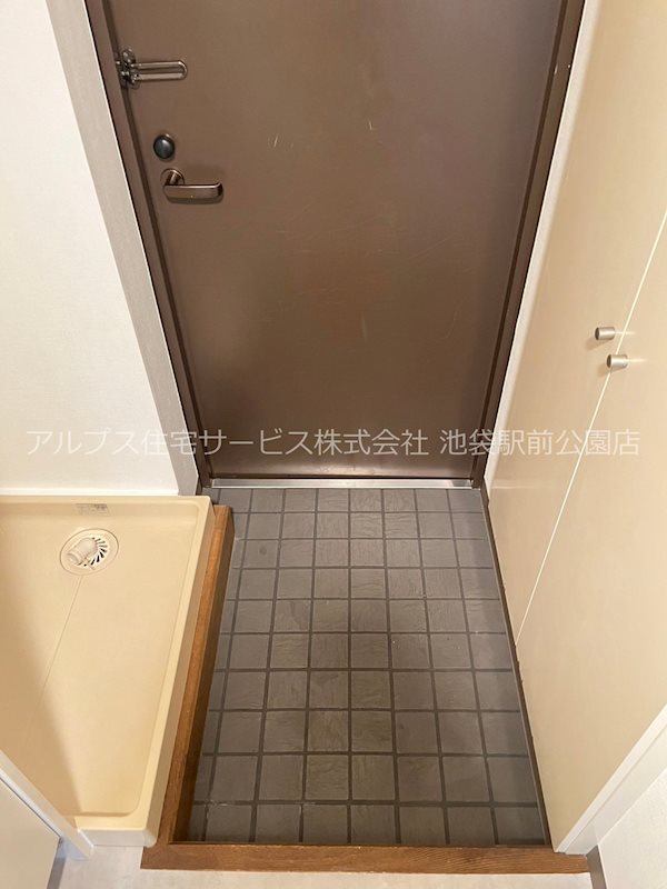 フォーサイト大塚 玄関