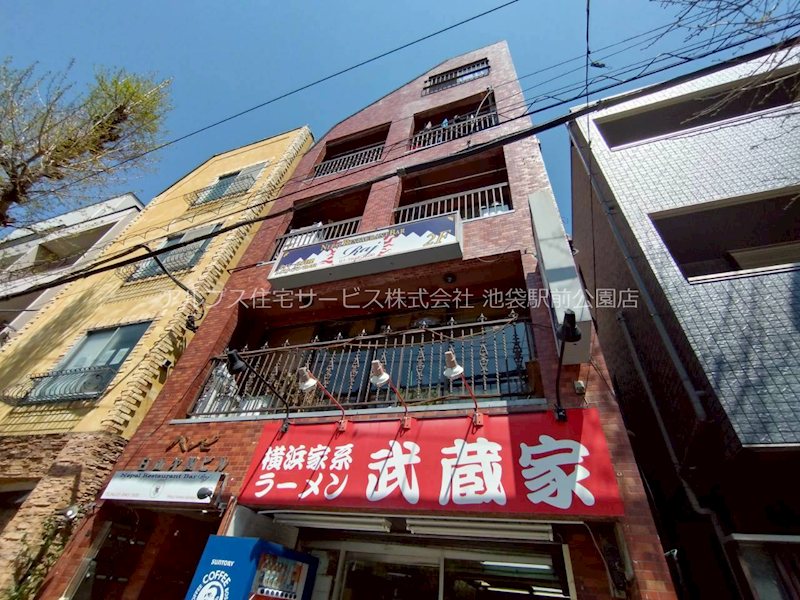 バンビ白山第4ビル 外観
