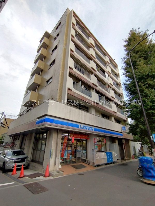 岡部ビル 外観