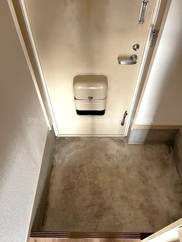 ハイツエミール 玄関