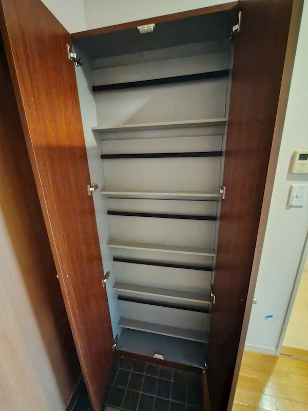 オークヒルズ 玄関