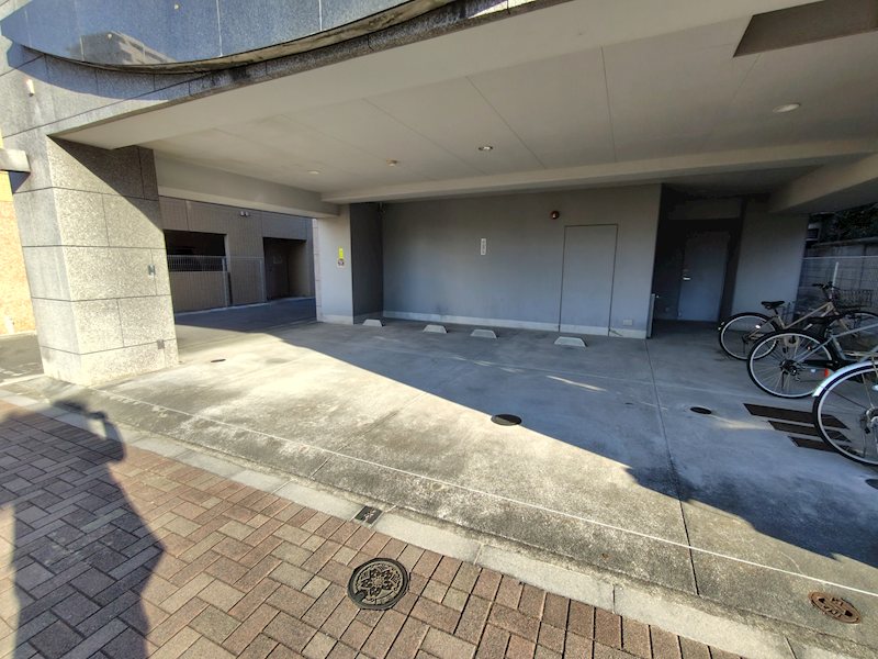 オークヒルズ 駐車場