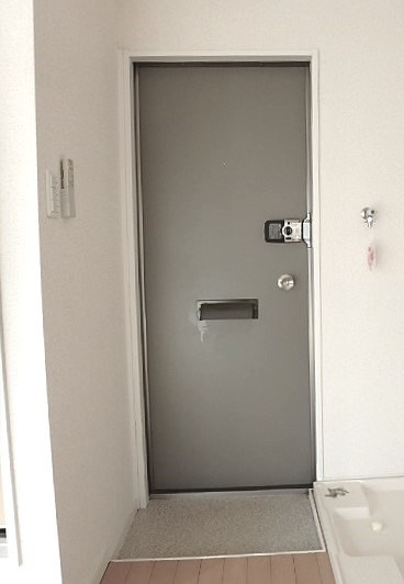 土井アパート 玄関