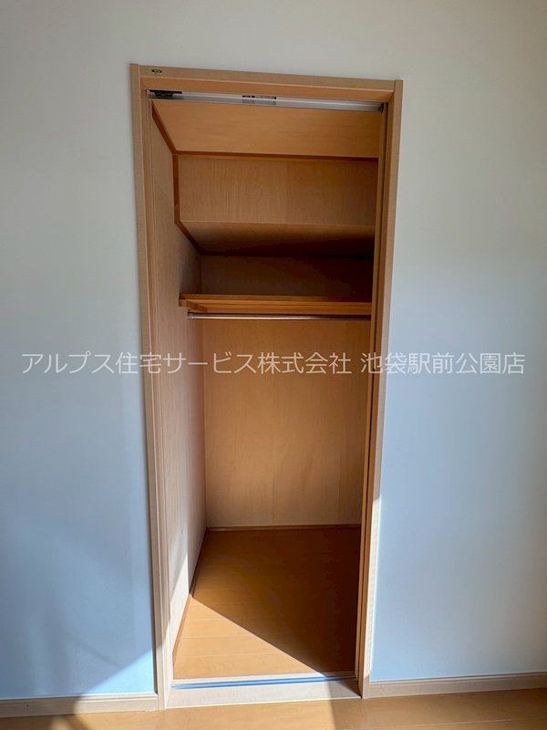 山口ビル 収納