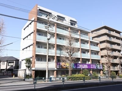アパートメンツ都立大学 外観