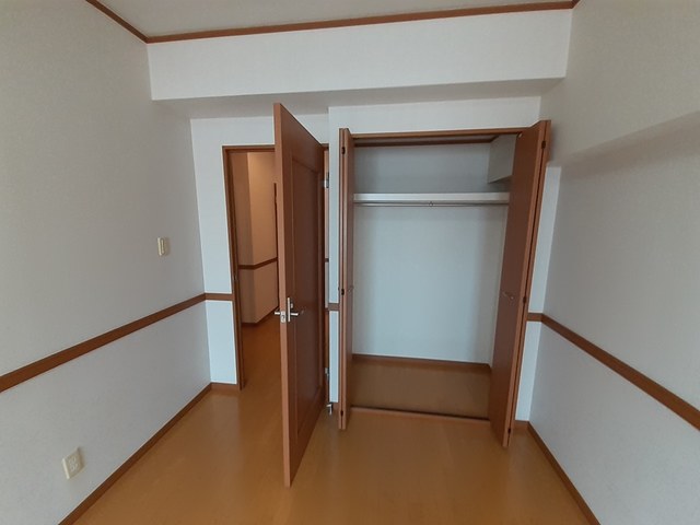 沖縄県沖縄市美原２丁目 収納
