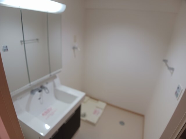 沖縄県沖縄市比屋根６丁目 洗面所