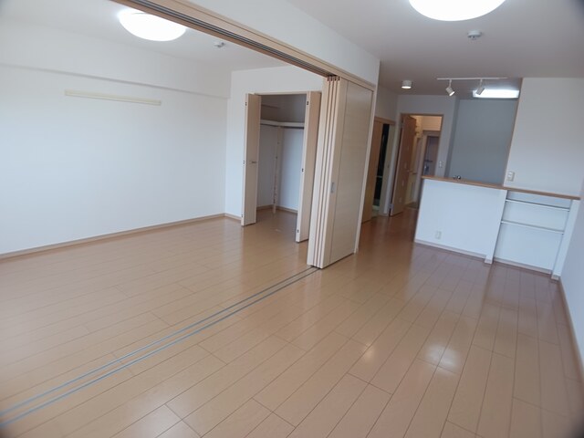 沖縄県沖縄市比屋根６丁目 その他