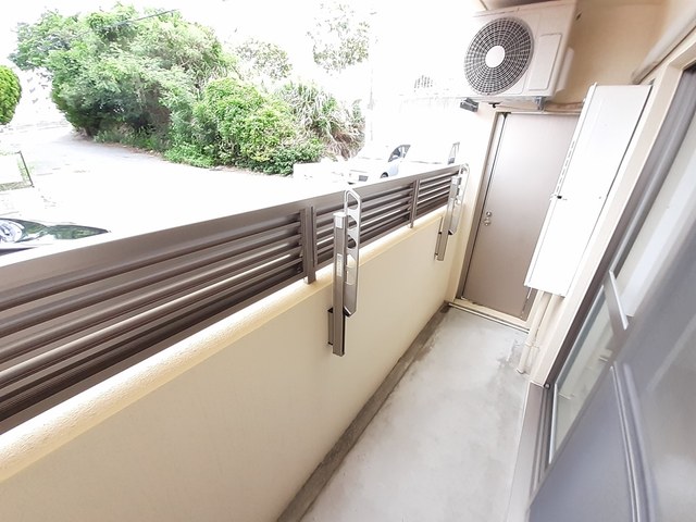 沖縄県浦添市牧港４丁目 ベランダ