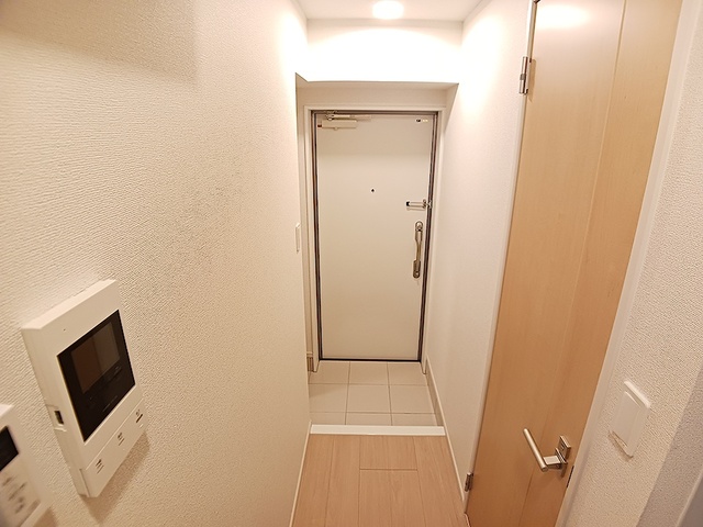 沖縄県那覇市牧志３丁目 玄関