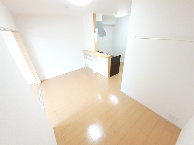 沖縄県宜野湾市我如古１丁目 リビング