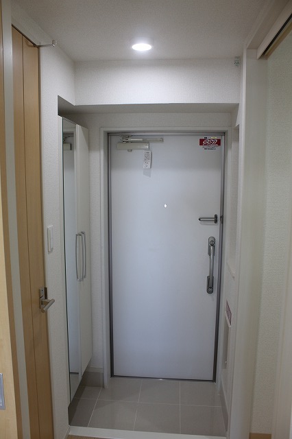 沖縄県那覇市長田２丁目 玄関
