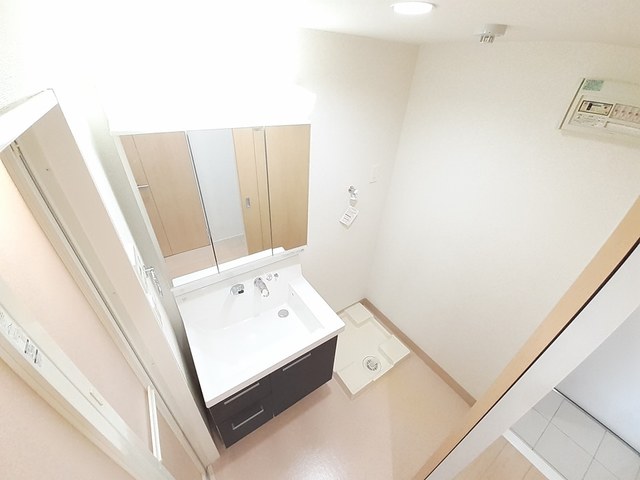 沖縄県浦添市宮城６丁目 洗面所
