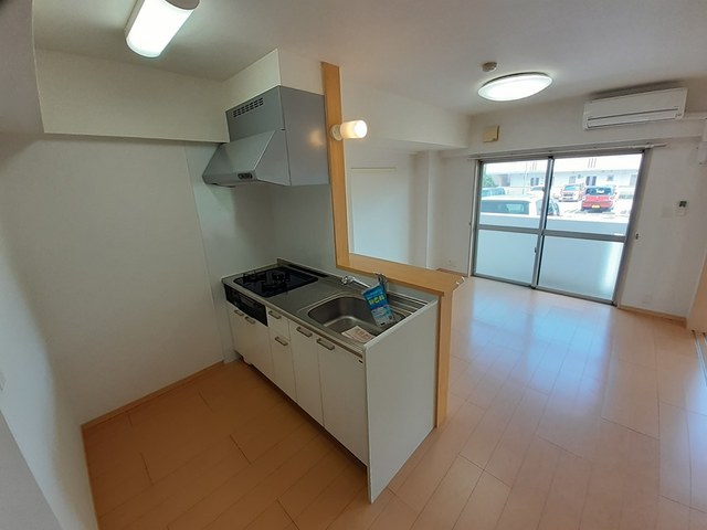 沖縄県南城市玉城喜良原 キッチン